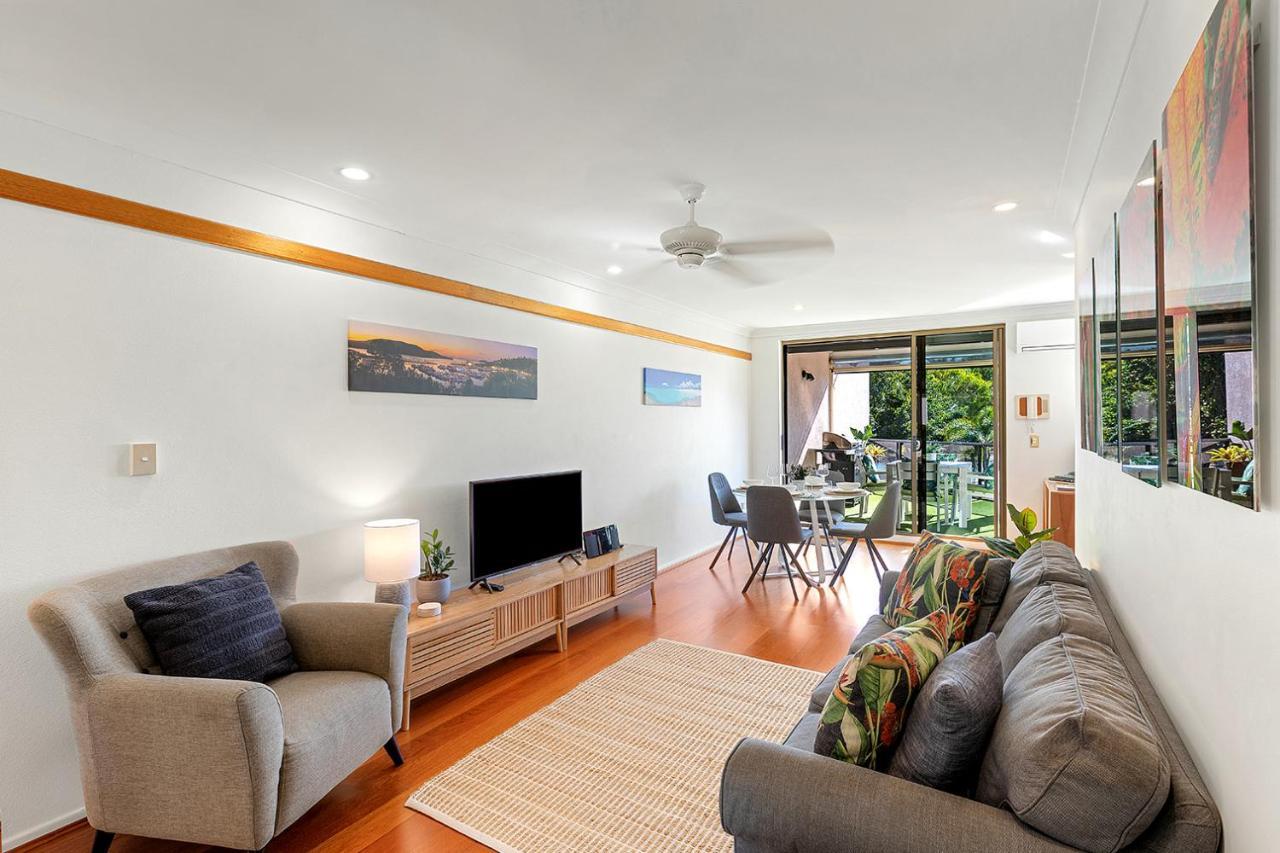 Ferienwohnung Montipora Unit 3 - In The Heart Of Airlie, Wi-Fi And Netflix Airlie Beach Exterior foto