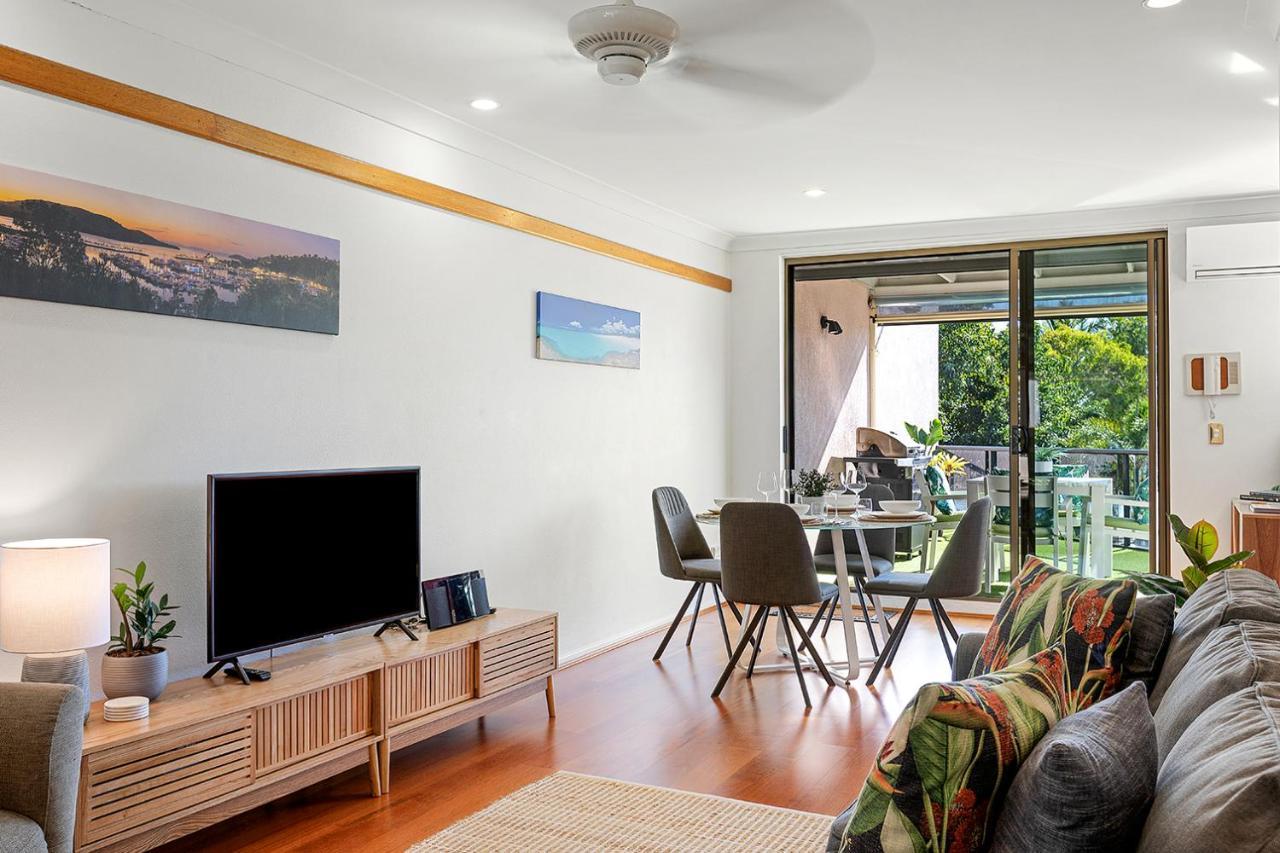 Ferienwohnung Montipora Unit 3 - In The Heart Of Airlie, Wi-Fi And Netflix Airlie Beach Exterior foto